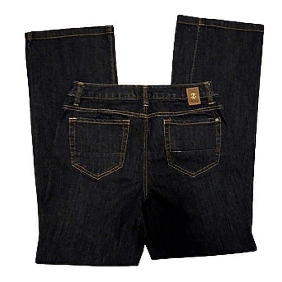 NWOT! IZOD Classic Boot Cut Jeans, 8 - Picture 4 of 16